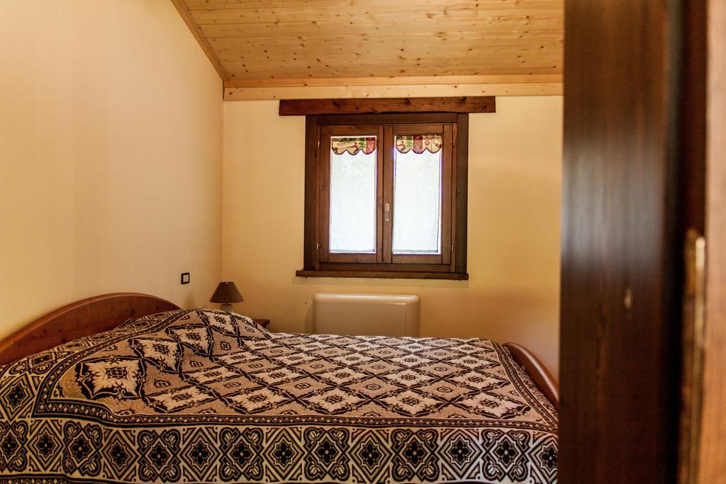 La Taverna Dei Briganti Hotel Cotronei Camera foto