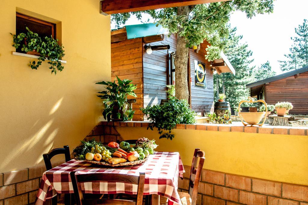 La Taverna Dei Briganti Hotel Cotronei Esterno foto
