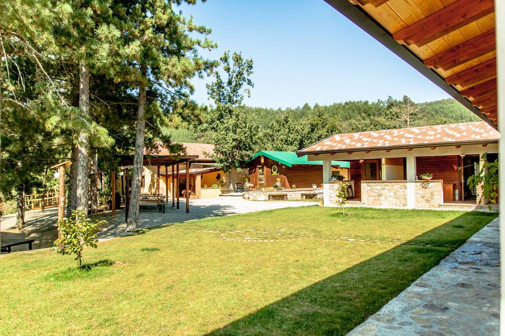 La Taverna Dei Briganti Hotel Cotronei Esterno foto
